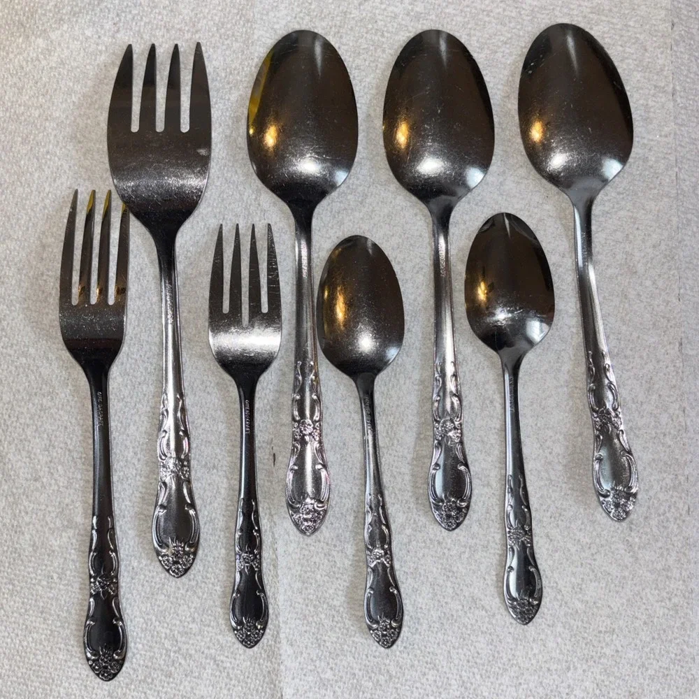 ONEIDA ROSEWOOD STAINLESS FLATWARE FLORAL SCROLLS TABLESPOONS, TEASPOONS, FORKS